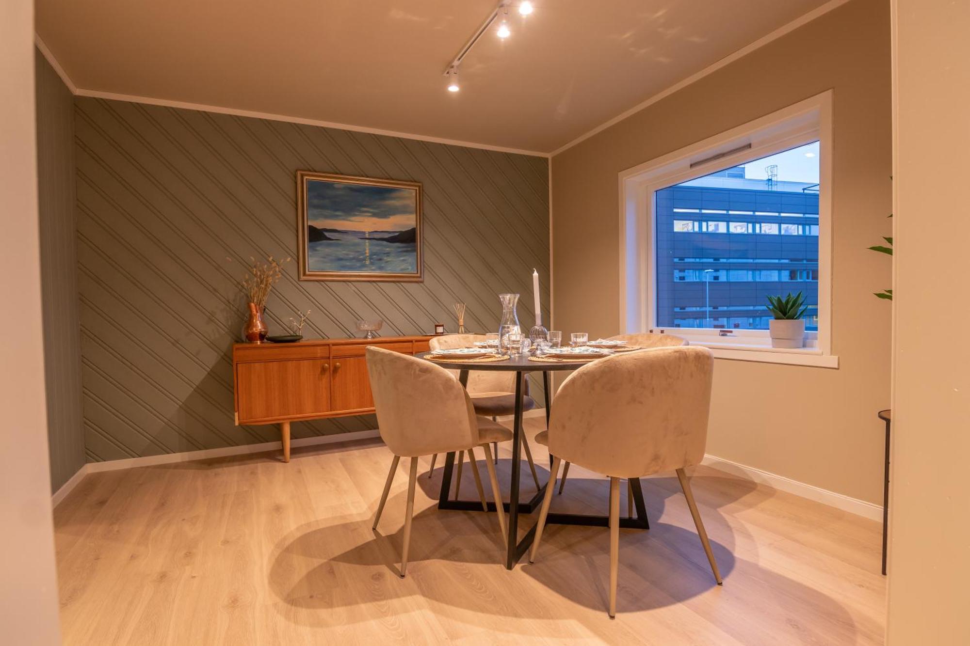 Cozy And Spacious Apartment In City Centre ترومسو المظهر الخارجي الصورة