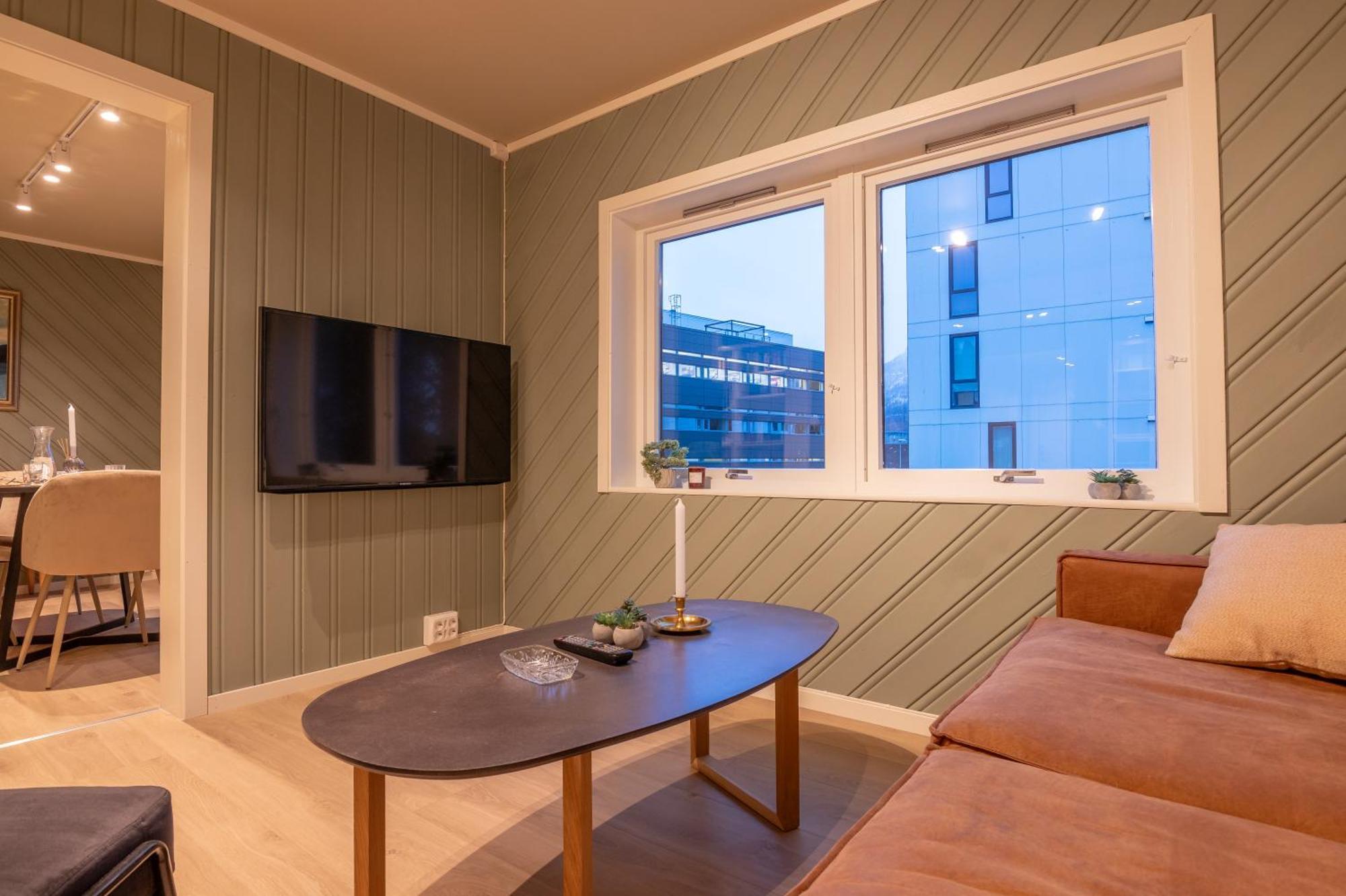 Cozy And Spacious Apartment In City Centre ترومسو المظهر الخارجي الصورة